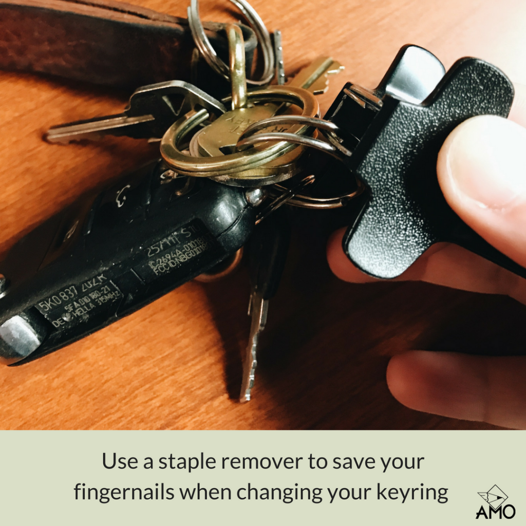 Image of Use a staple remover to save your fingernails when changing your keyring